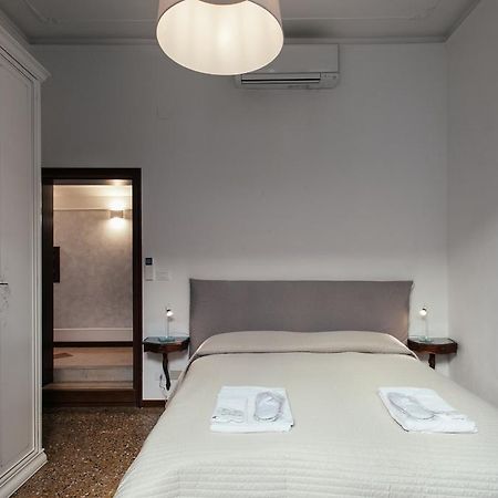 Residenza Dei Dogi Appartement Venetië Buitenkant foto